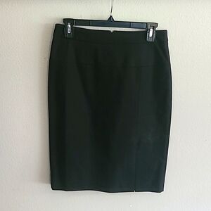 WHBM Black Pencil Skirt 🌟NWT🌟